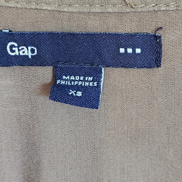 Gap Womens Taupe Blouse Size XS. Belted sinch waist and cuffed sleeves. - Picture 3 of 5